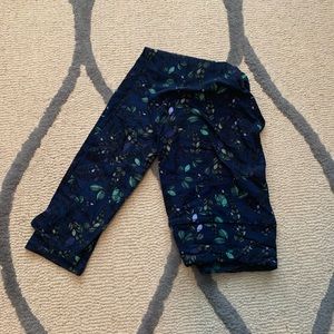 Navy green and purple OS LuLaRoe floral legging